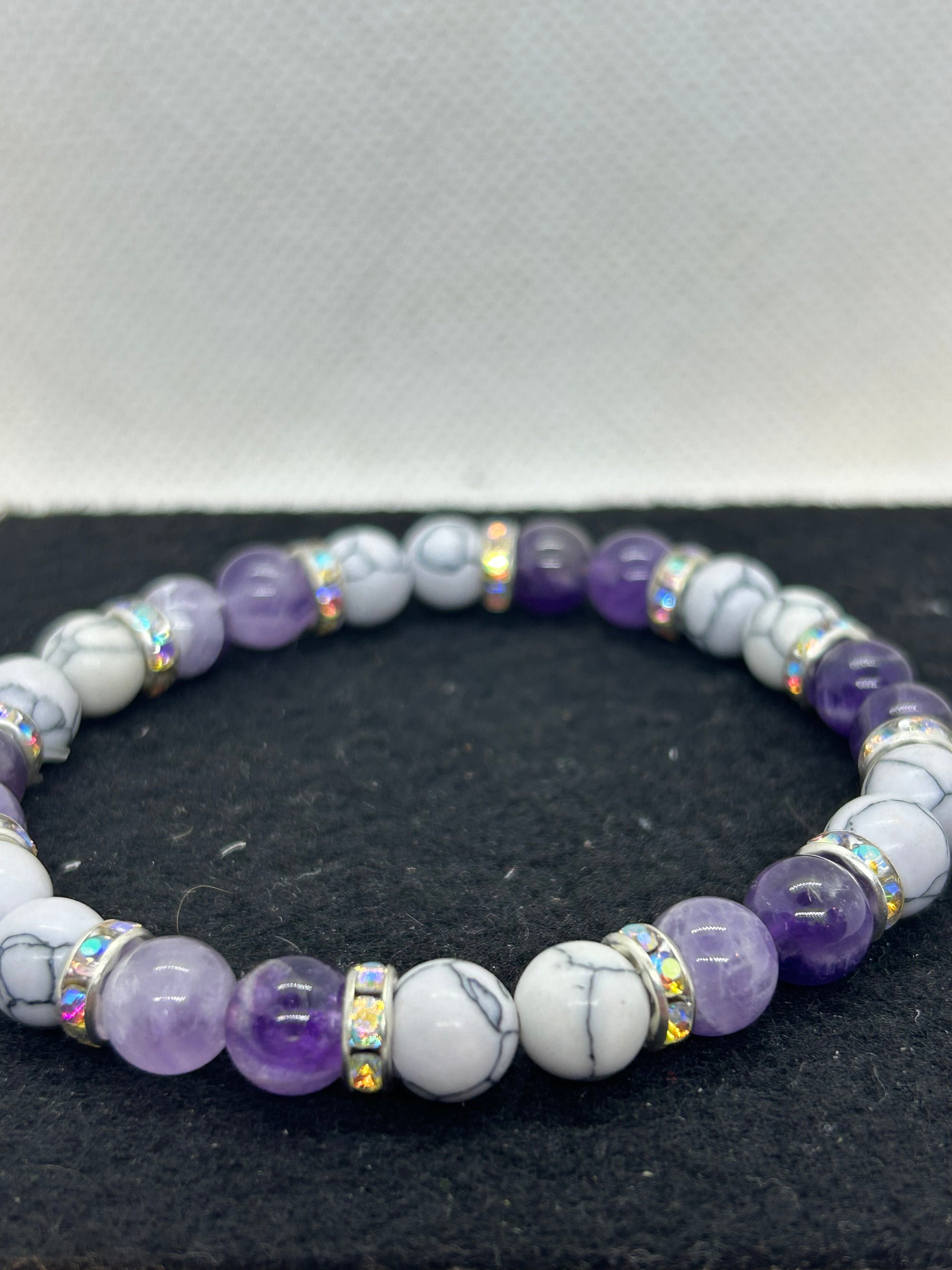 Amethyst and Howl Lite Beaded Bracelet