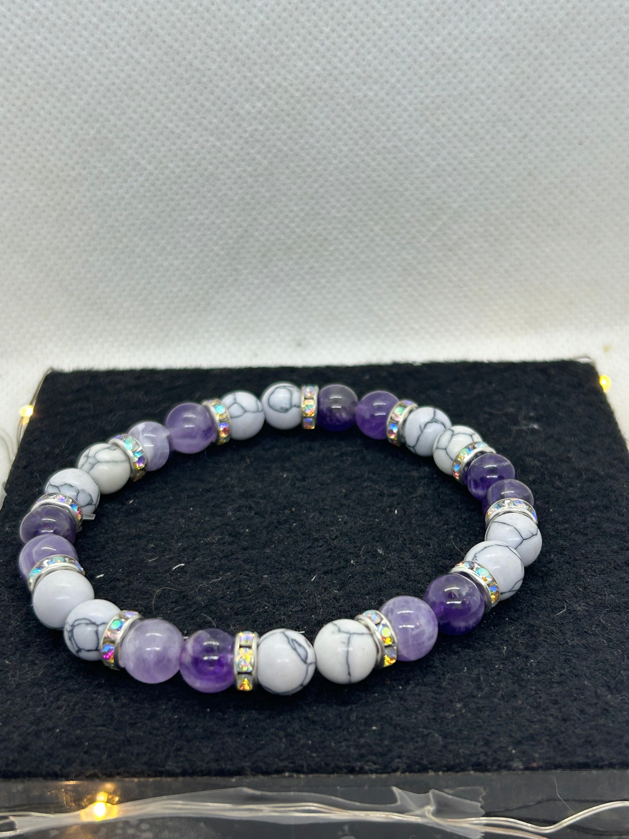 Amethyst and Howl Lite Beaded Bracelet