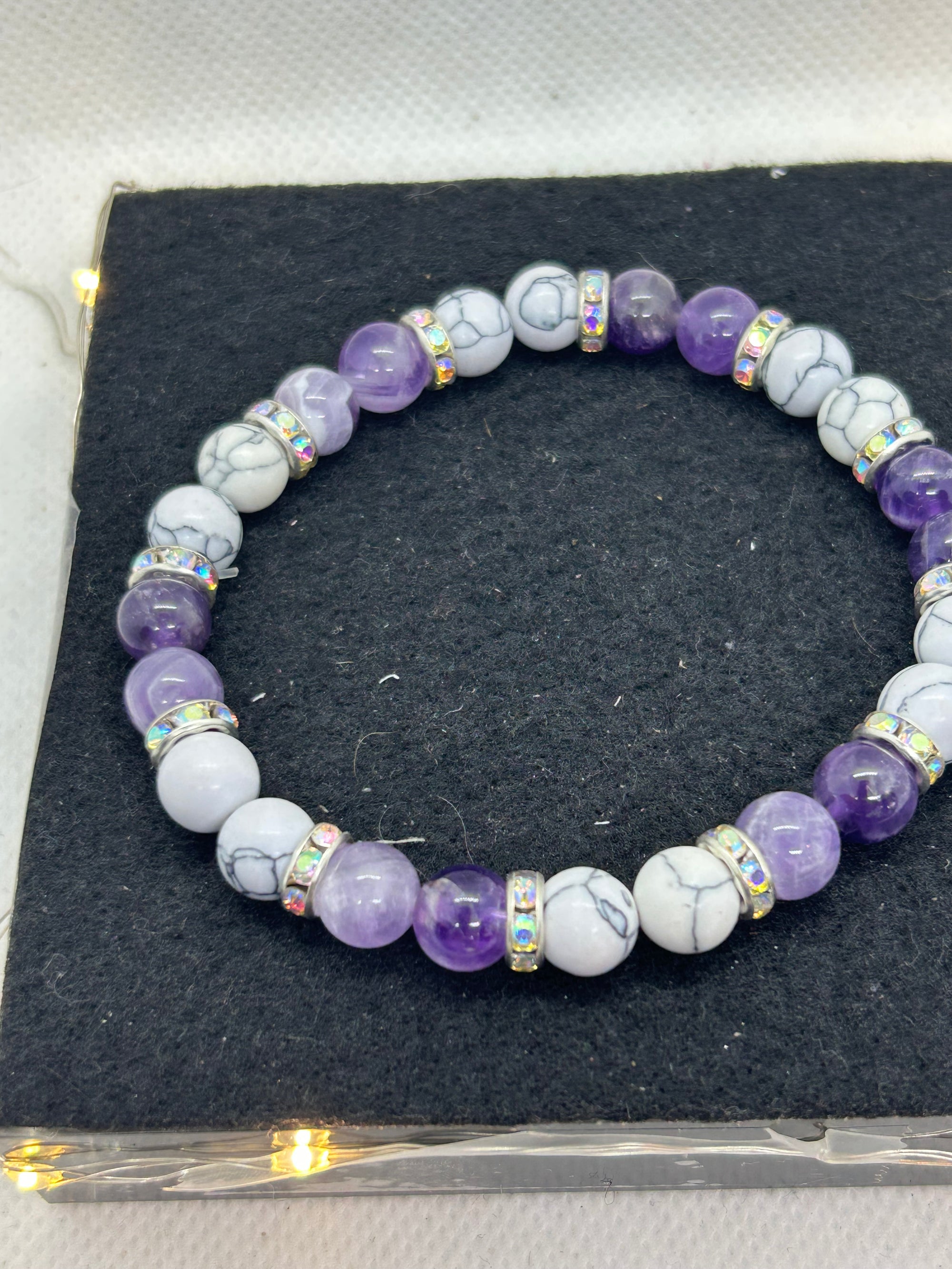 Amethyst and Howl Lite Beaded Bracelet