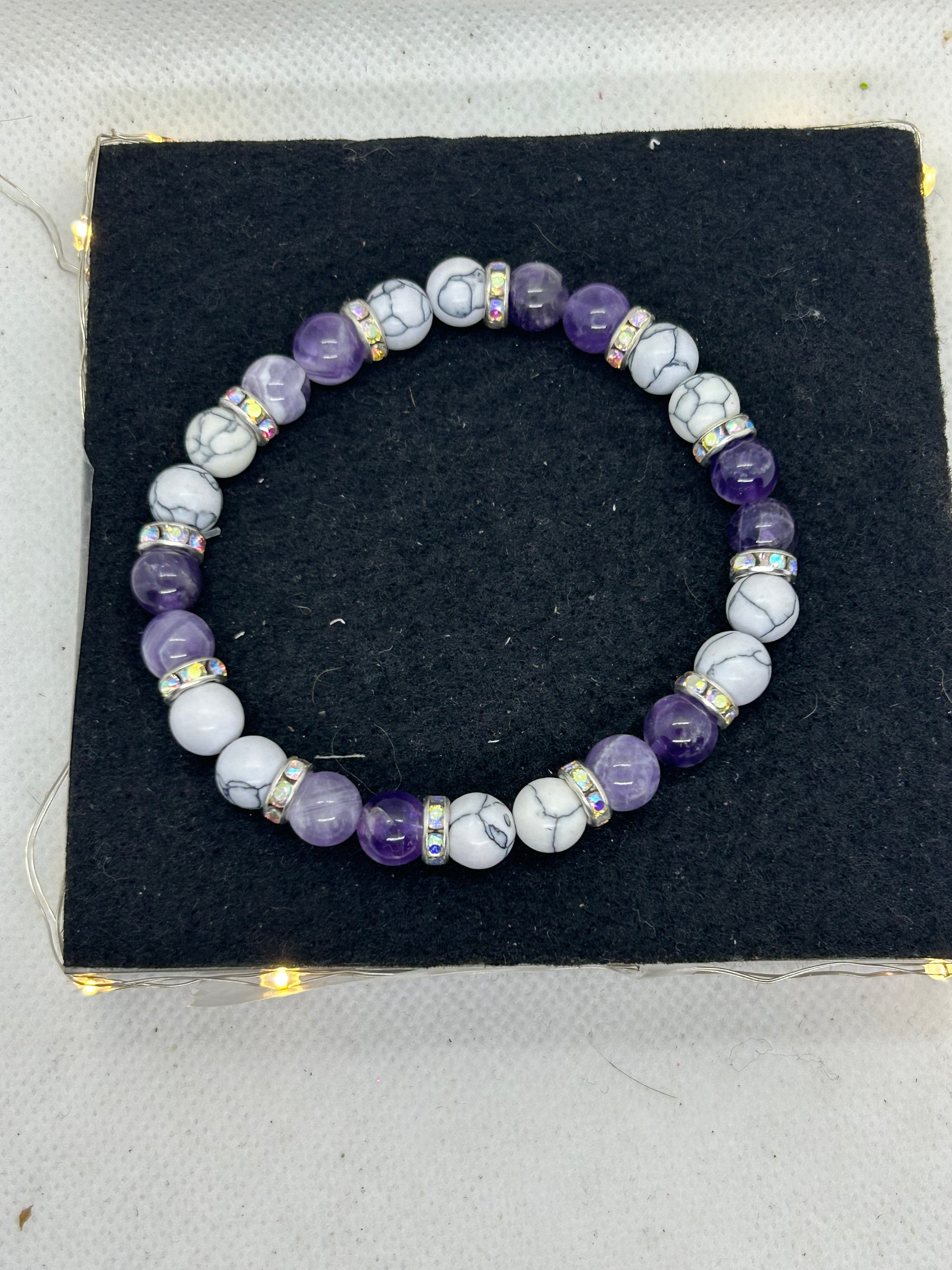 Amethyst and Howl Lite Beaded Bracelet