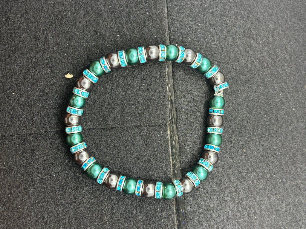 Teal Glass with Hematite Beaded Bracelet