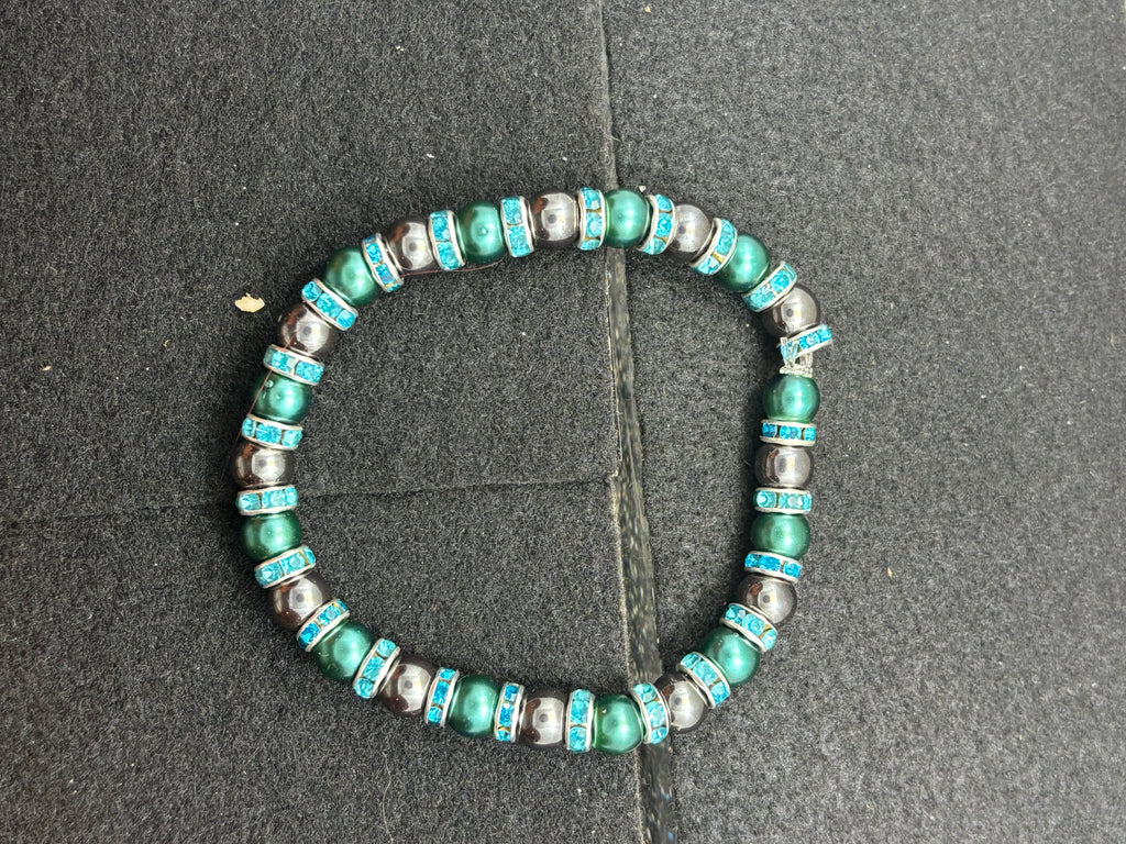 Teal Glass with Hematite Beaded Bracelet