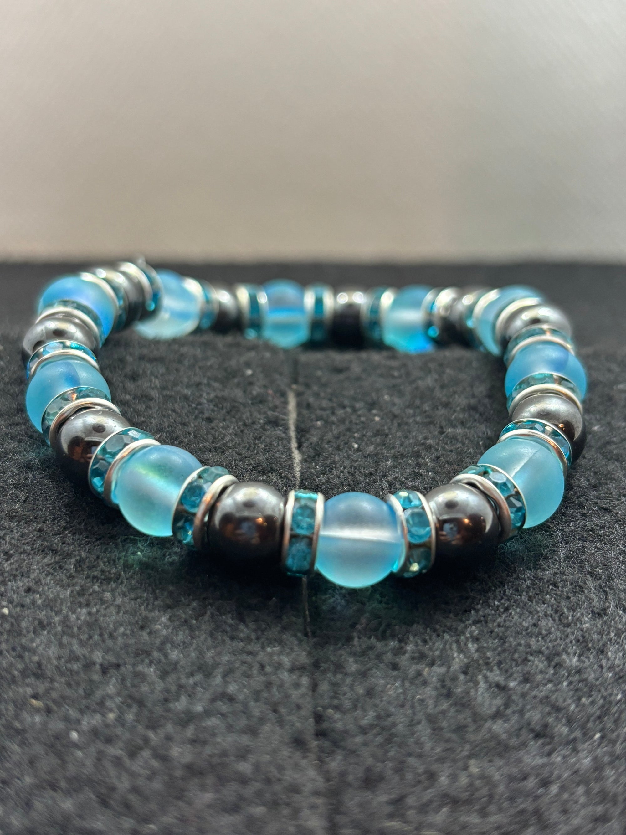 Teal Galss and Glowing Teal Mermaid Beaded Bracelet