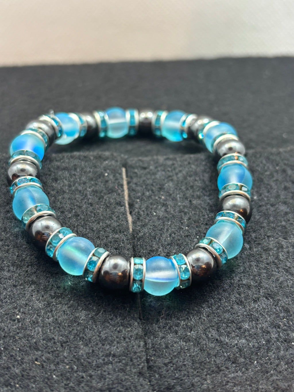 Teal Galss and Glowing Teal Mermaid Beaded Bracelet