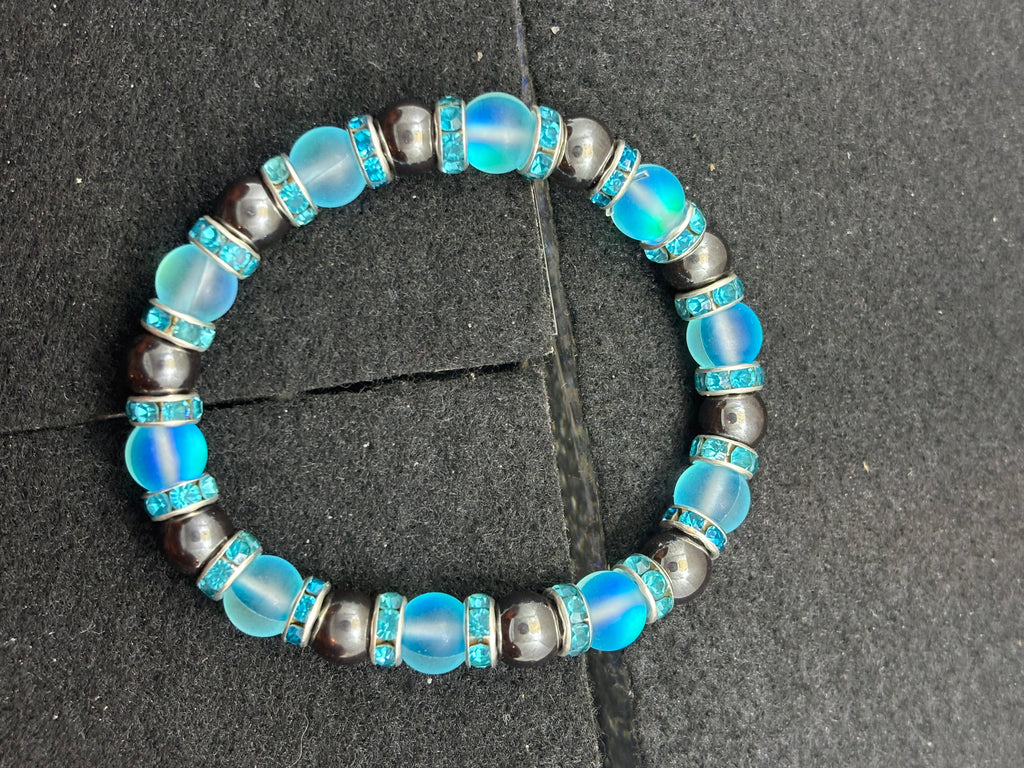 Teal Galss and Glowing Teal Mermaid Beaded Bracelet