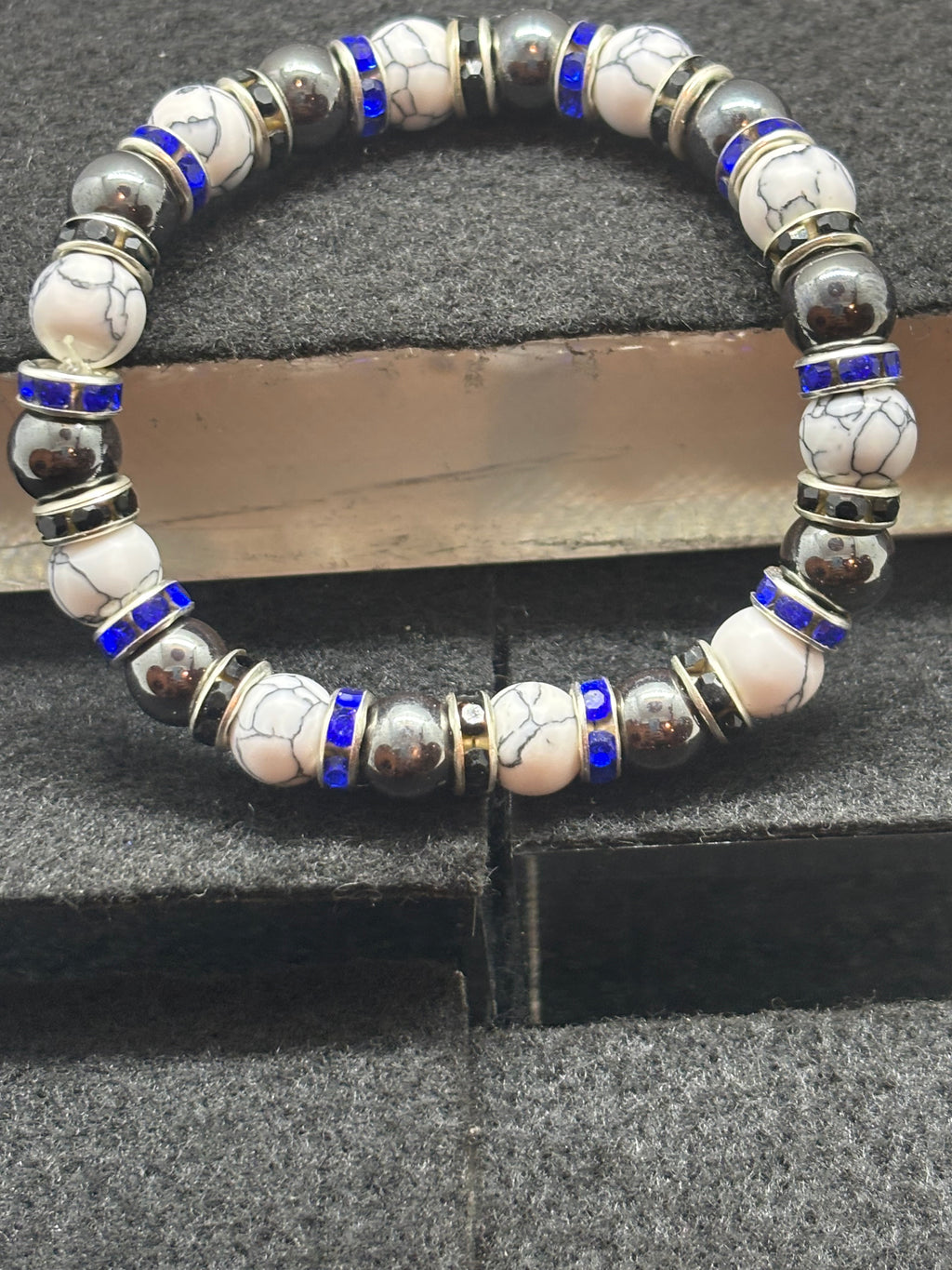 Howl Lite and Hematite Beaded Bracelet