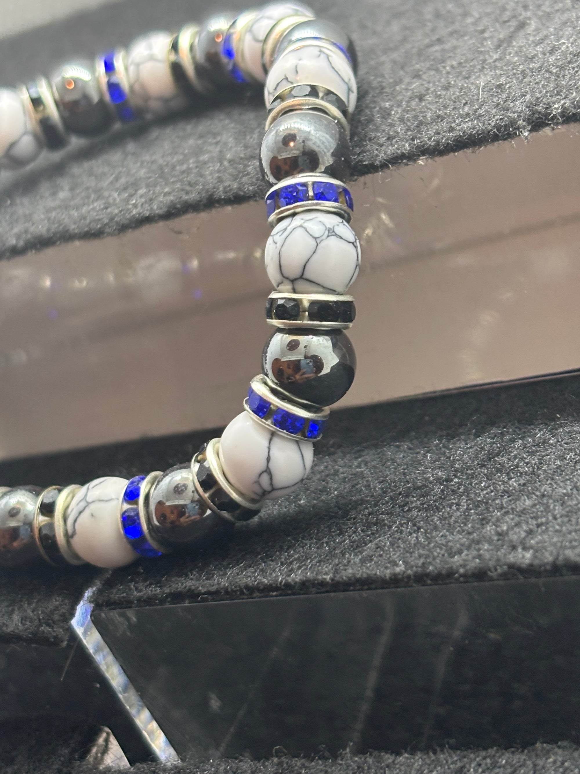 Howl Lite and Hematite Beaded Bracelet