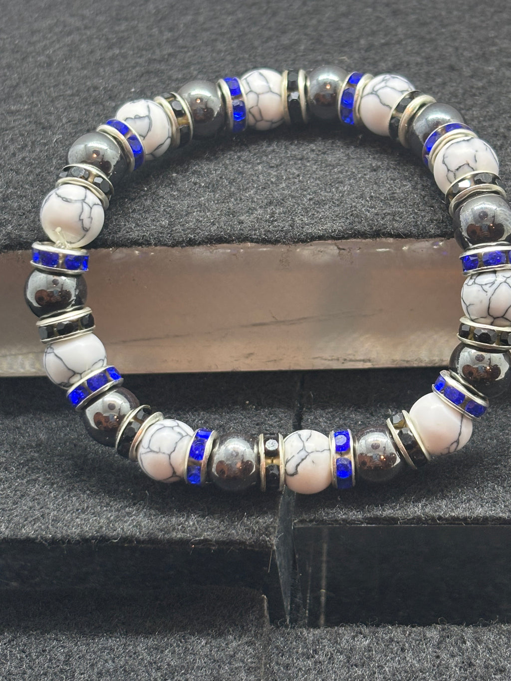Howl Lite and Hematite Beaded Bracelet