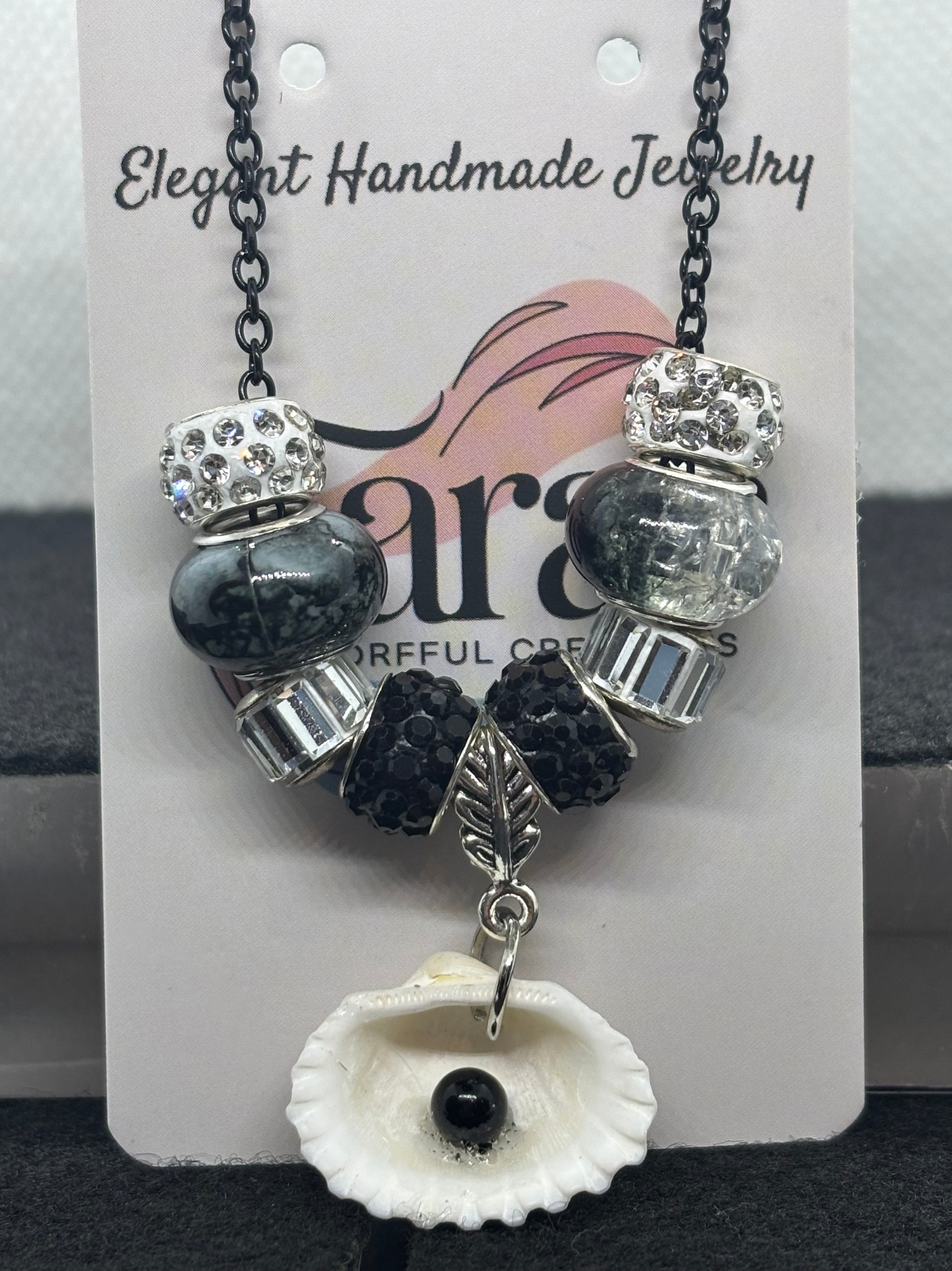Black Pearl Seashell Beaded Chain Necklace