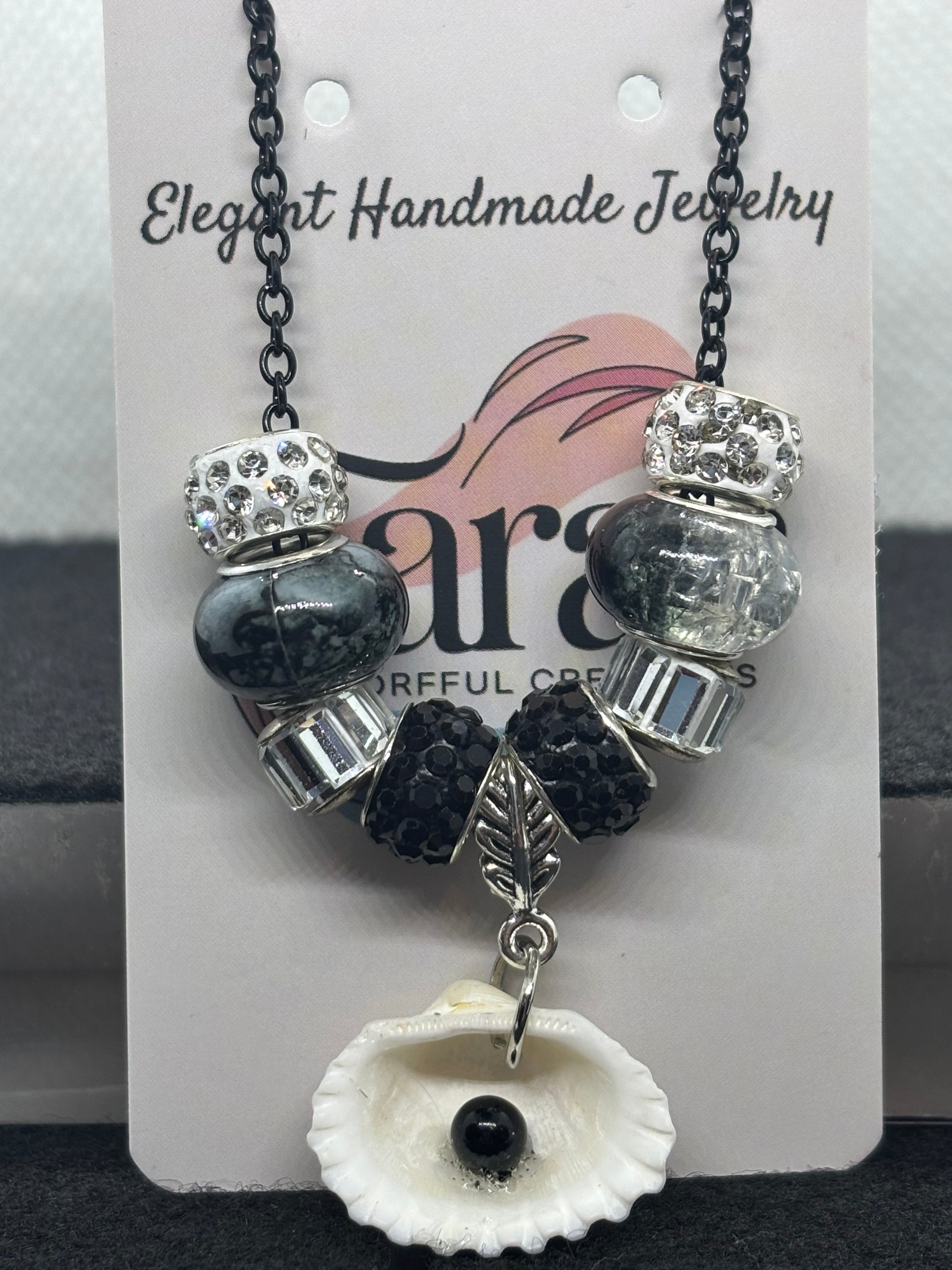 Black Pearl Seashell Beaded Chain Necklace