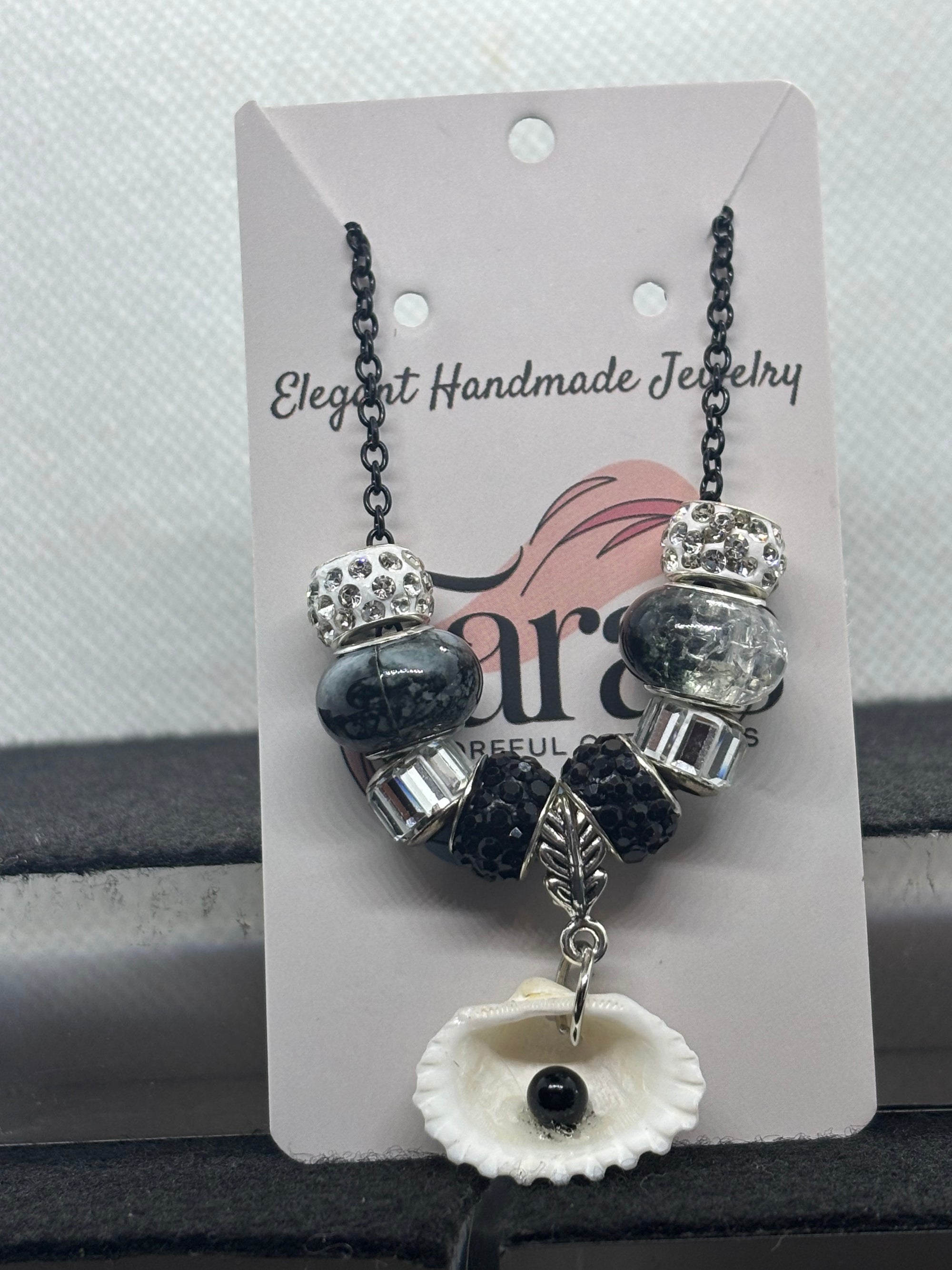 Black Pearl Seashell Beaded Chain Necklace