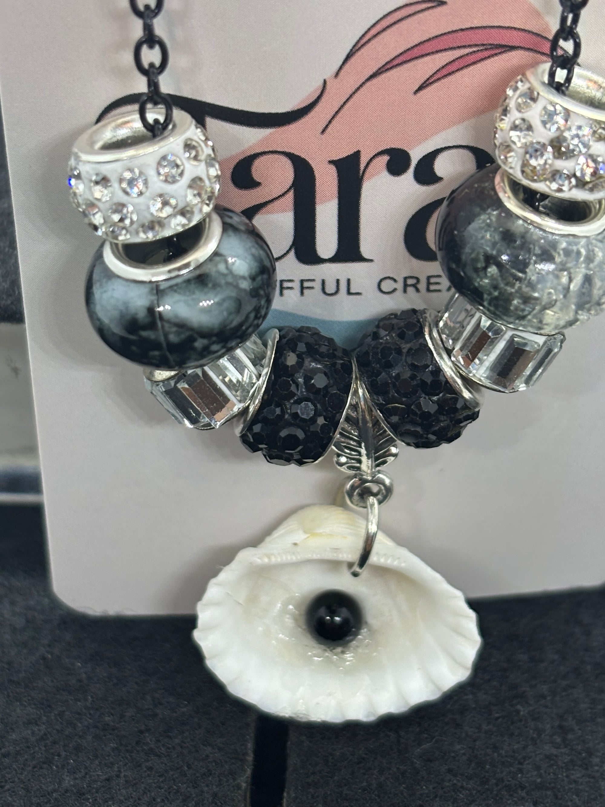 Black Pearl Seashell Beaded Chain Necklace