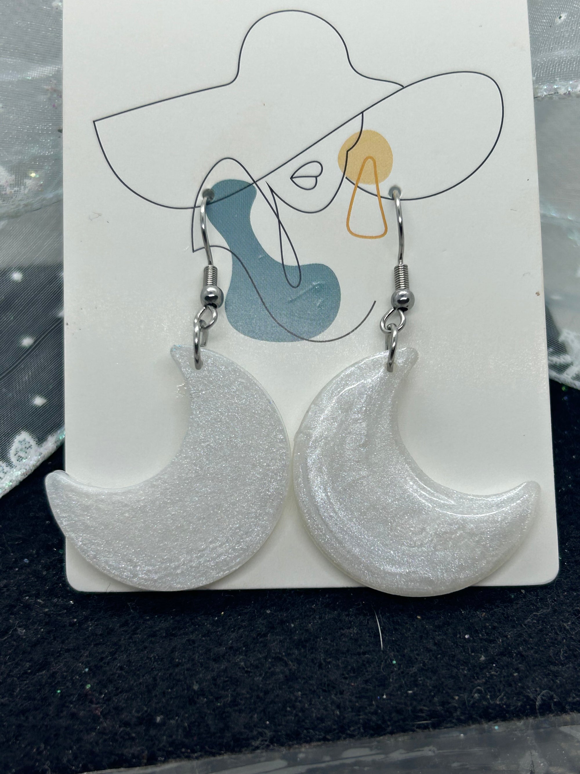 Halfmoon Earrings