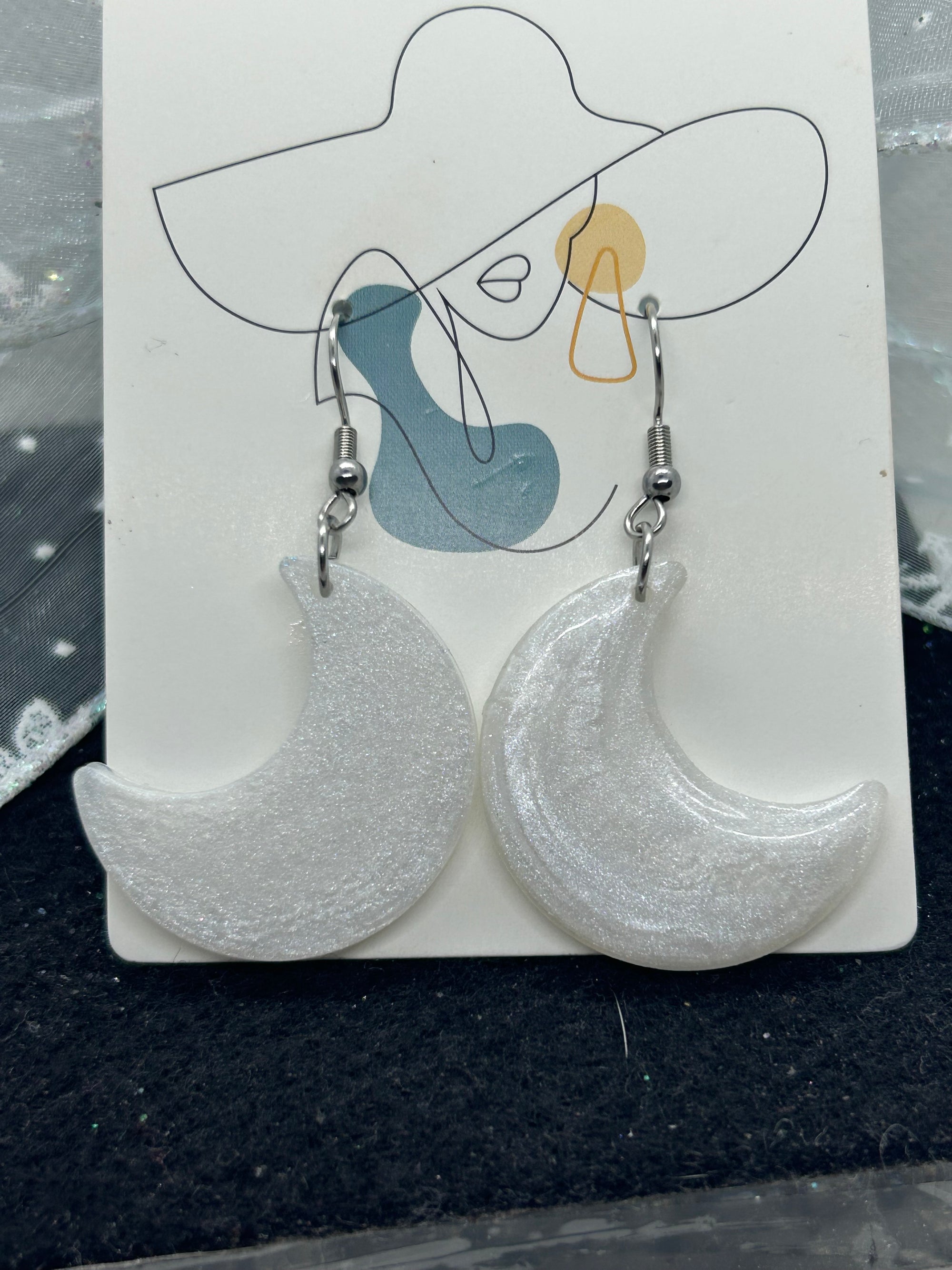 Halfmoon Earrings