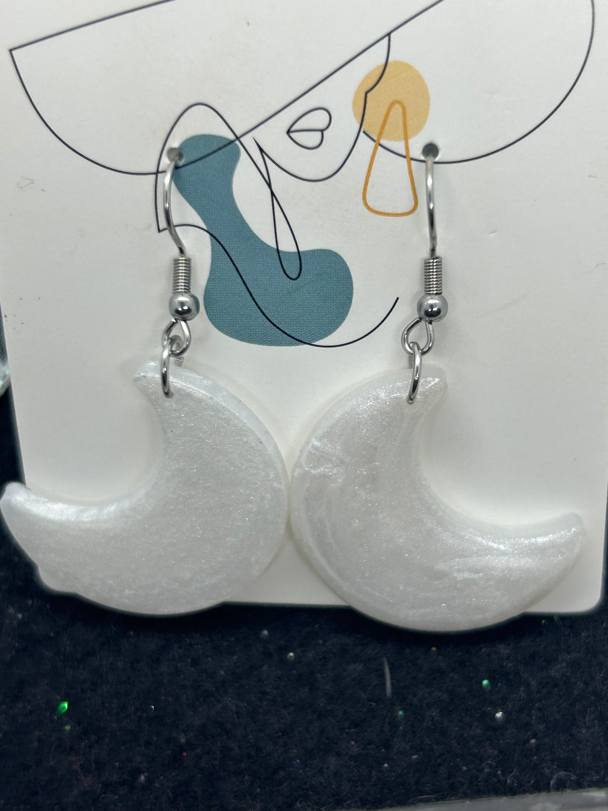 Halfmoon Earrings