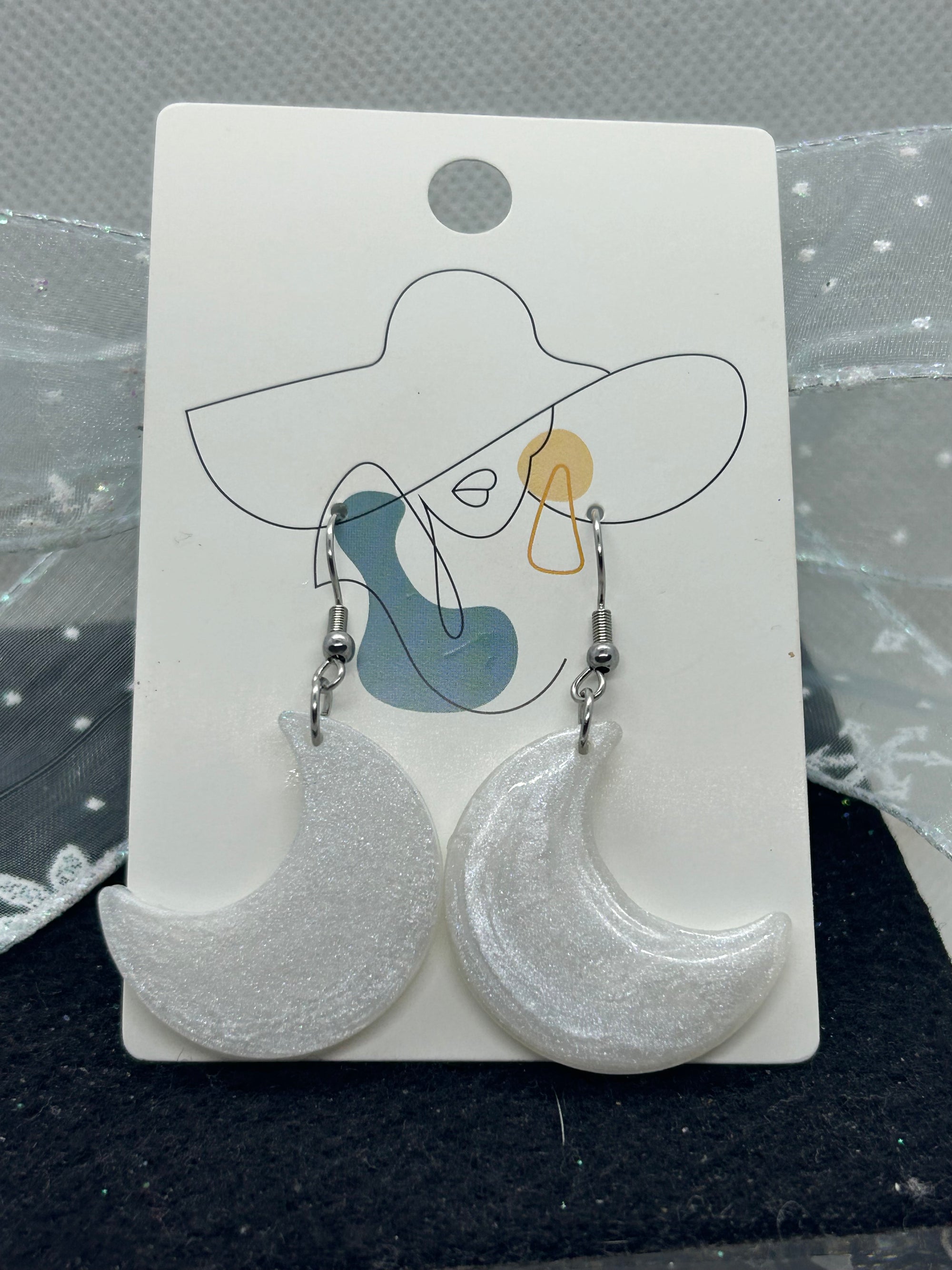 Halfmoon Earrings
