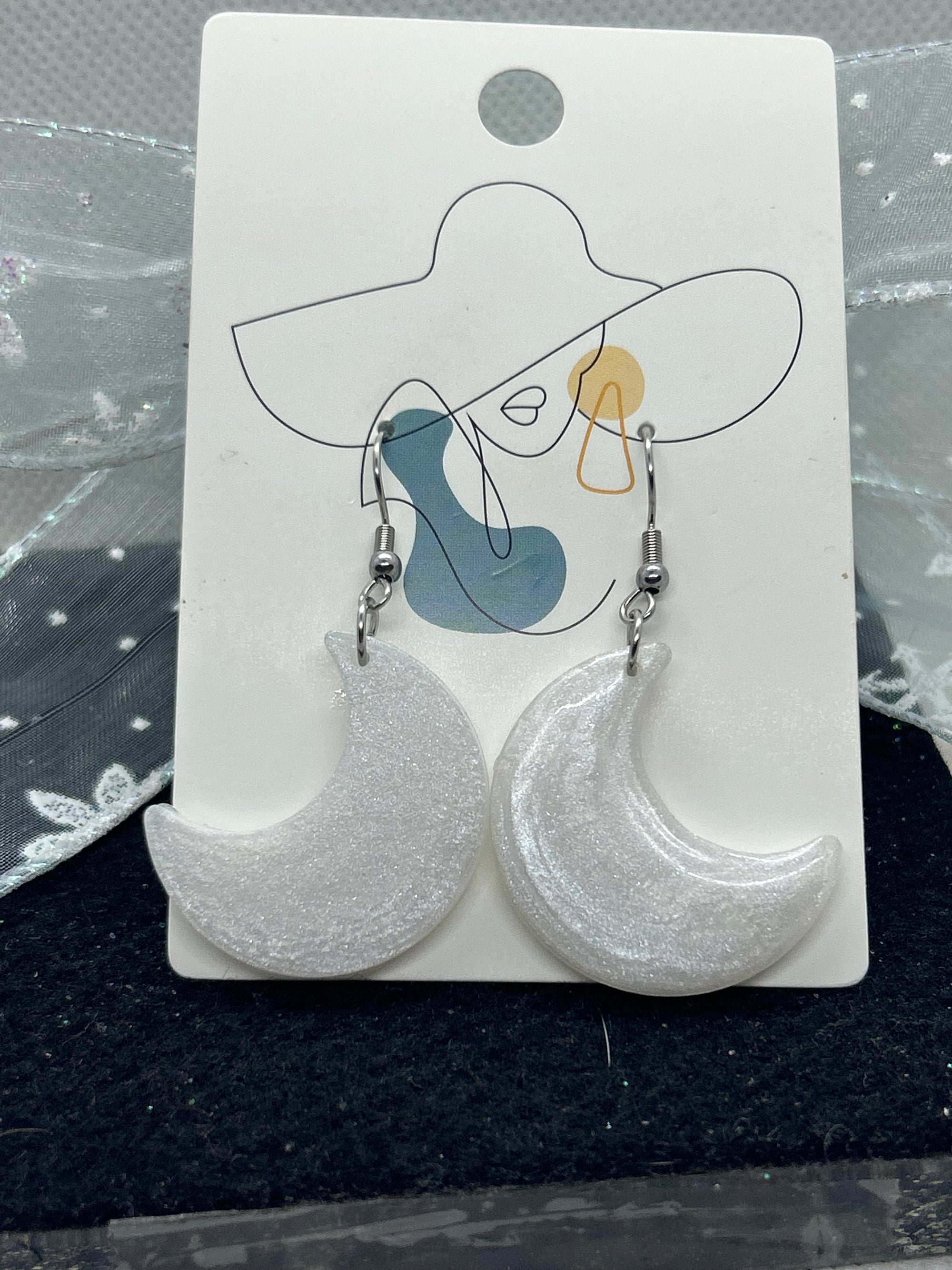 Halfmoon Earrings