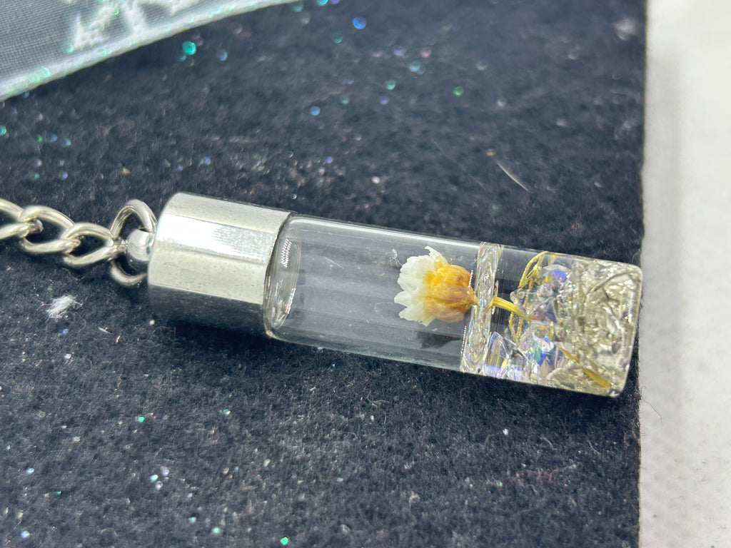 Incased White Flower Keychain