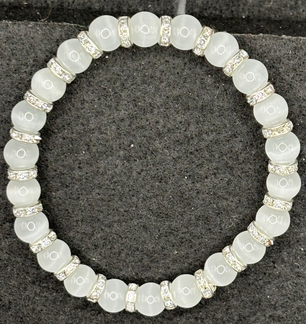White Cat Eye Beaded Bracelet